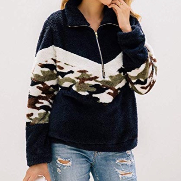 Super cute and soft woman sweatshirt with pocket - Picture 3 of 8